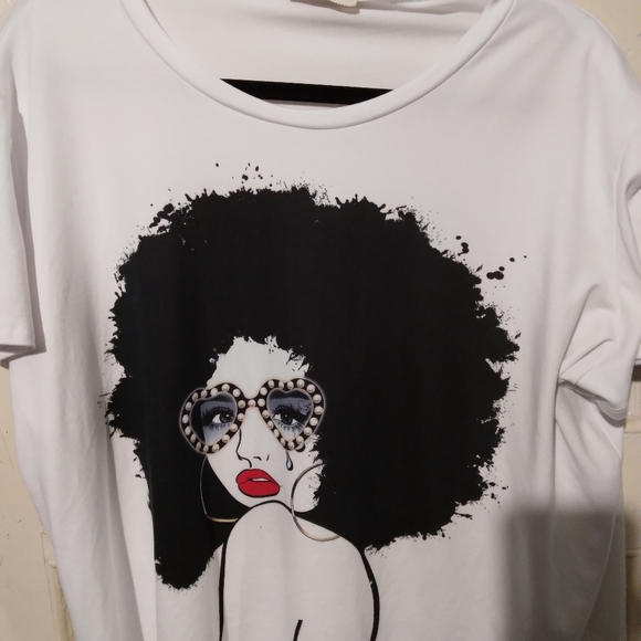 Afro Girl Graphic Oversize Tee Size 2X - Picture 2 of 3